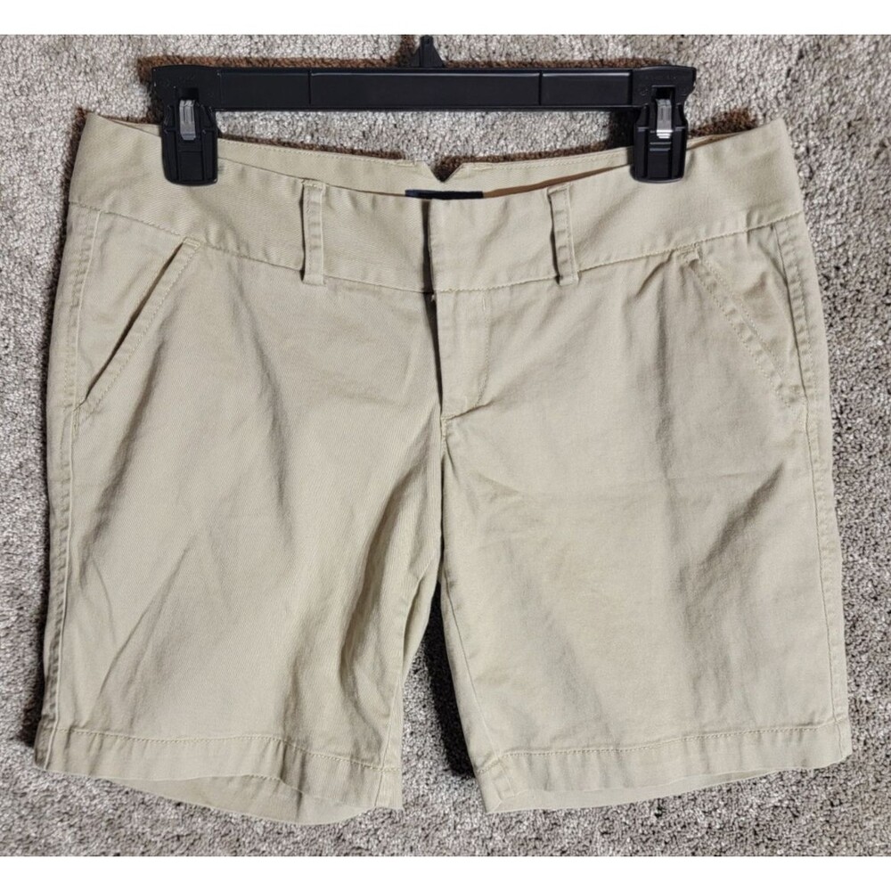 Amercan Eagle Outfitters Women's Stretch Khaki Shorts Size Small